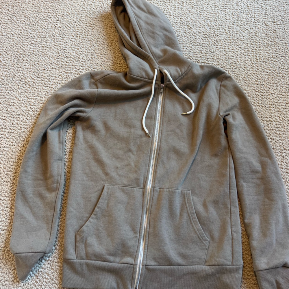 forever 21 hoodie zip. size small